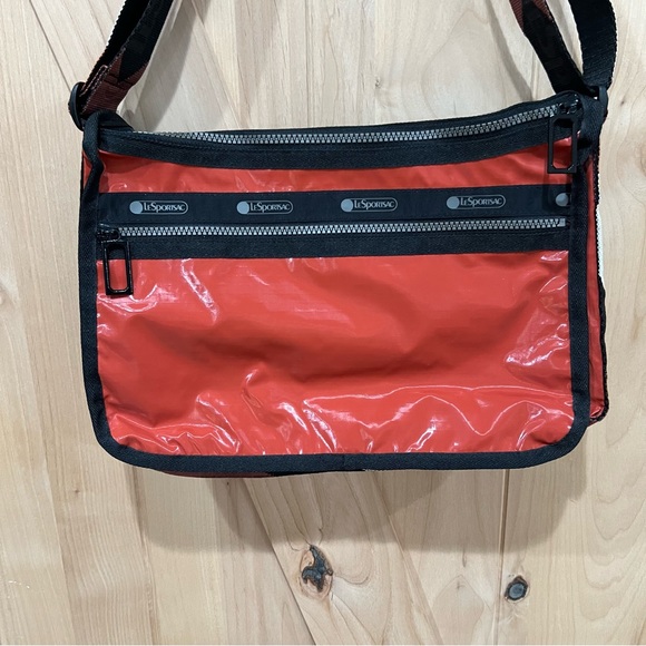 Lesportsac Deluxe Everyday Bag Messenger Bag Aztec Burnt Orange - Picture 9 of 16